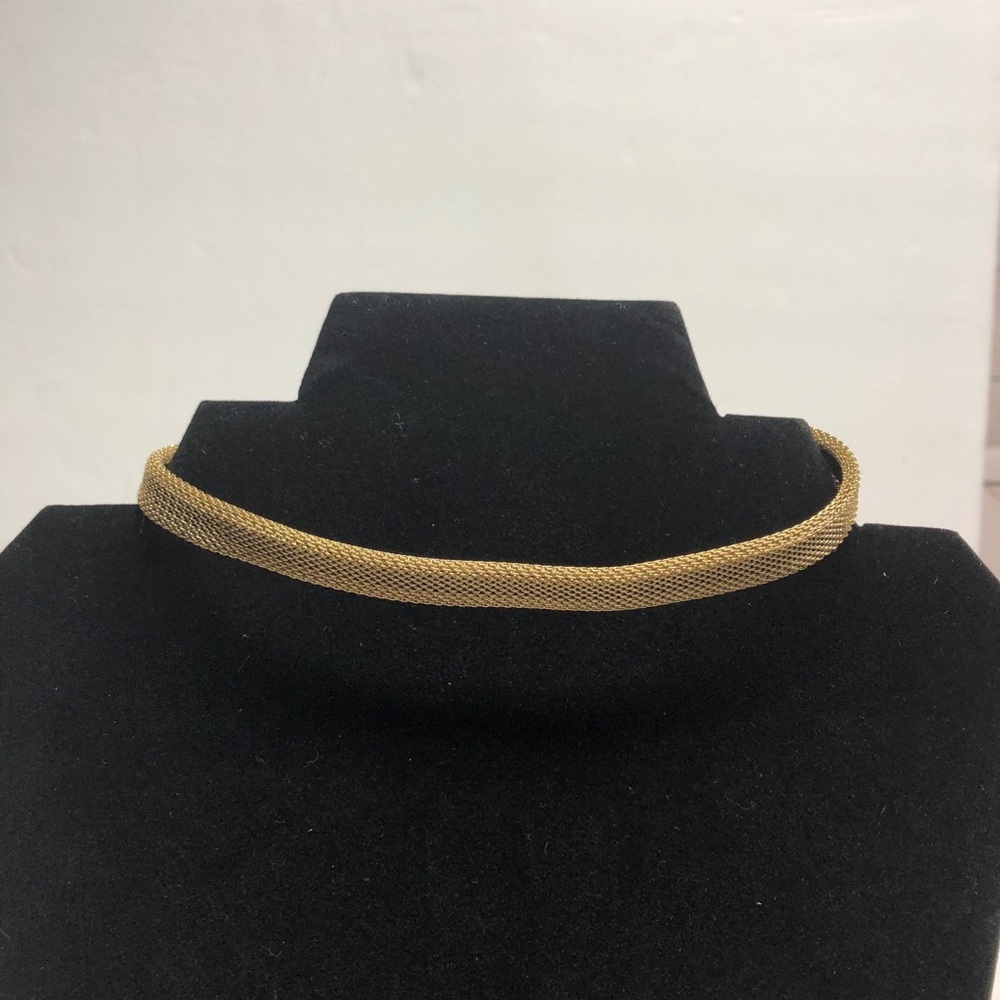 Gold tone filigree choker necklace‎